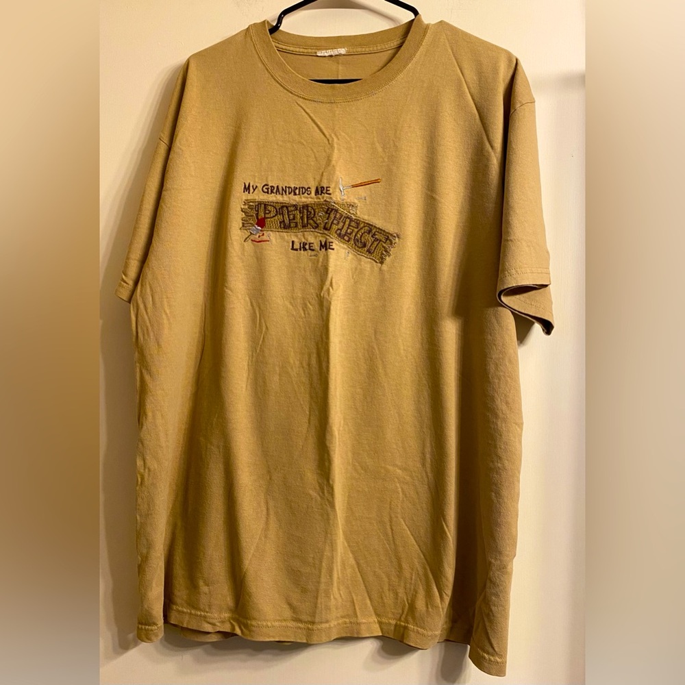 My Grandkids Are Perfect Like Me T-Shirt Mens L Handy Man Tools MC Sport.